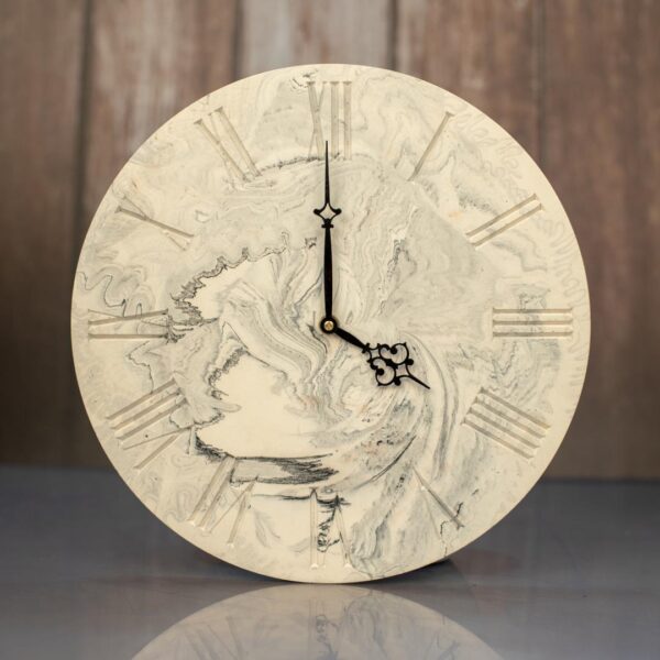 ROMAN HOUR - Stylish Roman Wall Clock