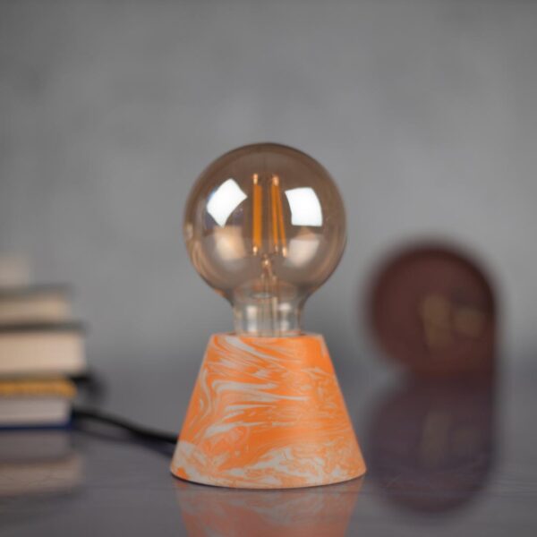 TABLE RADIANCE - Table Lamp With Classic Aesthetics For Your Home