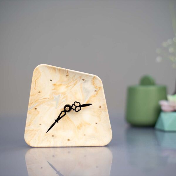 Desk Sync - More Of a Design Statement Than Just a Desk Clock