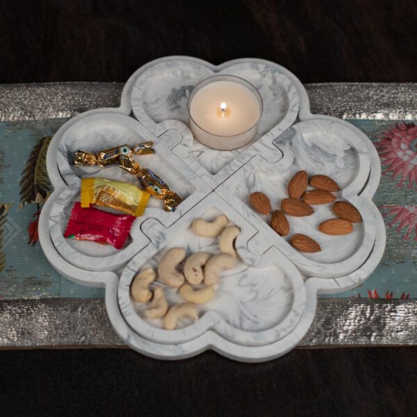 CUPID'S CORNER - Heart-shaped Tray For Your Home